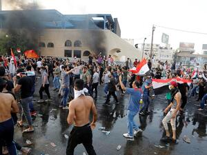  إطلاق نار على محتجين في بغداد من قبل قوات الأمن العراقية