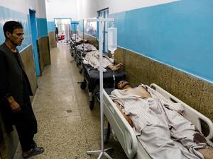  العشرات قتلوا أو أصيبوا بالتفجير الانتحاري الذي وقع في قاعة أفراح بالعاصمة كابل