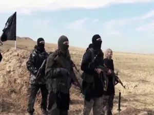 إعادة أطفال يتامى أبناء مقاتلين فرنسيين من مناطق شمال شرق سوريا 