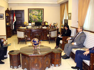 القائم بأعمال سفارة السودان الوليد عبد الله أحمد عبد الله ونائب وزير الخارجية السوري، فيصل المقداد