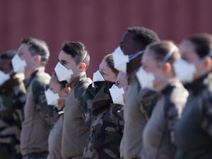 ألف بحار على متن حاملة الطائرات شارل ديغول مصابون بكورونا