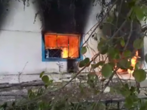 حرق مقر "حركة الوفاء" في محافظة النجف