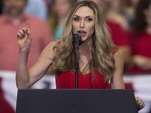 لارا ترامب عقيلة أريك ترامب نجل الرئيس الأمريكي