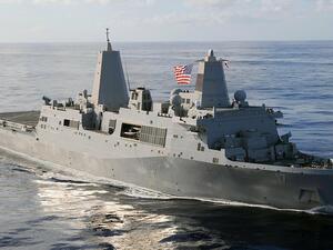 سفينة حربية أمريكية