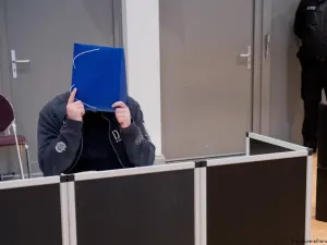 الممرض السابق نيلز هوغل 