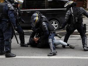 إجراءات أمنية مشددة شملت نشر أكثر من 60 ألف عنصر أمن لمواجهة ما وصف بـ"السبت الأسود"