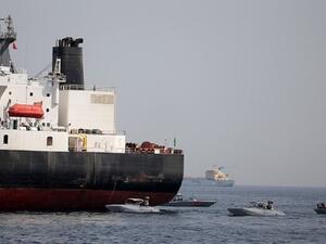  إحدى الناقلتين تتبع جزر مارشال والناقلة الأخرى ترفع علم باناما