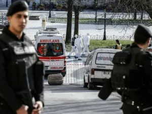 انفجار قنبلة على جانب الطريق في محافظة أضنة جنوب تركيا