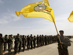 قوات من مقاتلي سوريا الديمقراطية