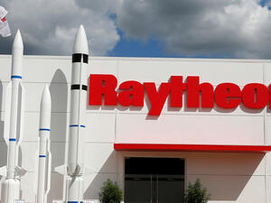 القوات الجوية الأمريكية توقع عقدا مع شركة "Raytheon" بقيمة 768 مليون دولار