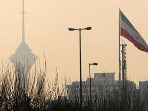 امرأة اخترقت 16 من الموظفين في وزارة النفط، وتمكنت من اتخاذ قرارات مهمة في وزارة