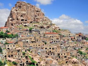 قلعة اوشيسار في كابادوكيا
