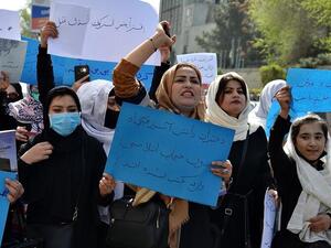 Taliban Bans Afghan Women Flying Alone in Rights Setback (AFP)