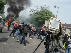 A photo captured from Paris streets for protesters on May Day. (Twitter)