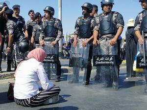 Viral photo taken from the teachers' sit-in last Thursday in Amman, Jordan. (Twitter)