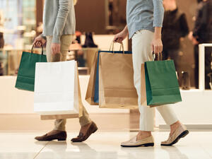 The New Lipstick Effect? What Products Are Flying off MENA Shelves During the Meltdown?