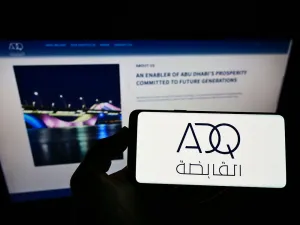 "القابضة" (ADQ) تستحوذ على الأسهم المتبقية في شركة "ضمان"