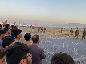 Major Airlines Reroute Flights To Avoid Afghanistan Airspace As Kabul Airport Suspends Commercial Flights