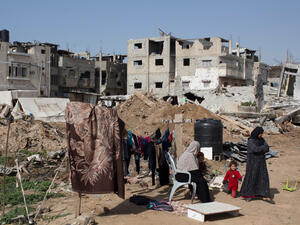 Qatar Offers Financial Aid to 100,000 Palestinian families in Gaza