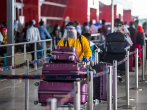 UAE: Stranded Expats In India Fly via Armenia After Uzbekistan Tightens Regulations