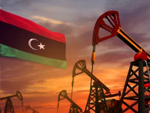 Libyan Oil Field Halts Production Due to Dispute Over Prime Minister: Report