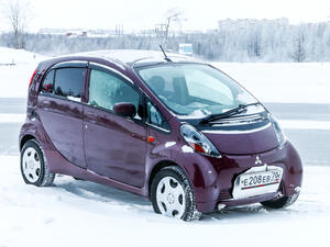 Mitsubishi Motors to Invest Over $75 Million in Electric Car Plant