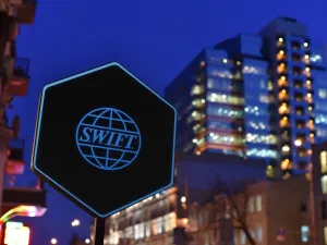 "سويفت غو" تسجل زخماً مع انضمام أكثر من 100 مصرف إلى الخدمة التي تقدم مدفوعات الشركات الصغيرة والمتوسطة والمدفوعات الاستهلاكية