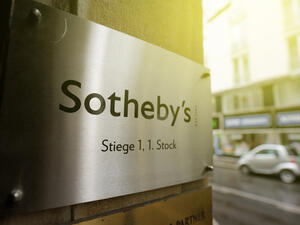 The transaction would result in Sotheby’s returning to private ownership after 31 years as a public company traded on the New York Stock Exchange.