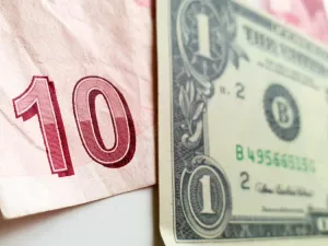 Turkish Lira Plummets to Record Low As Rate-Cut Tensions Build