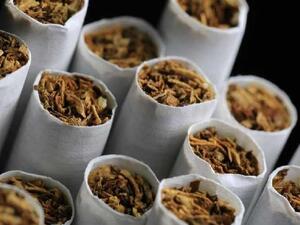 دعوة التجار والمنتجين للاستعداد للالتزام بحظر بيع السجائر بالأسواق المحلية بدون الطوابع الضريبية الرقمية اعتباراً من أغسطس