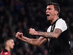  The Croatian striker, who did not get a summer move, could be on his way to link up with a former Bianconeri team-mate 
