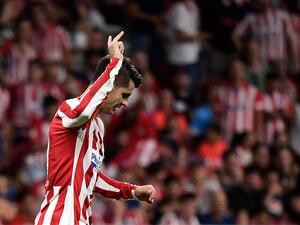 موراتا يحتفل بهدفه