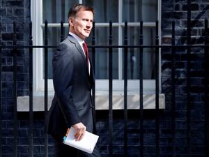 Britain's Foreign Secretary Jeremy Hunt arrives to attend a weekly Cabinet meeting at 10 Downing Street in central London on May 7, 2019. (Tolga AKMEN / AFP)
