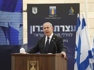Israeli Prime Minister Benjamin Netanyahu delivers a speech during a ceremony marking Memorial Day, which commemorates the fallen soldiers of Israel, at a monument in Jerusalem, on May 7, 2019. (RONEN ZVULUN / POOL / AFP)