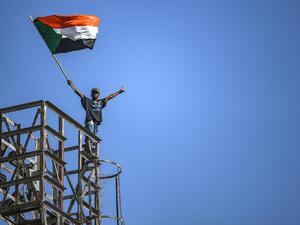 Tensions are mounting in Khartoum as the leaders of the protest and the ruling military differed on the composition of a joint council that would include representatives of the army and civilians to rule the country. (OZAN KOSE / AFP)