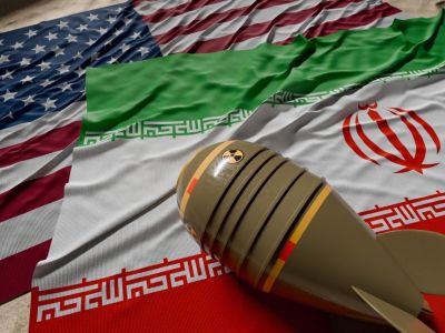 Iranian lawmakers urge development of nuclear bomb