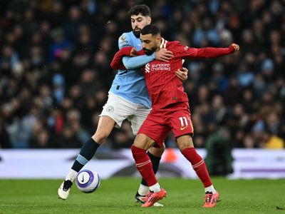 Manchester City Host Liverpool in Premier League Blockbuster