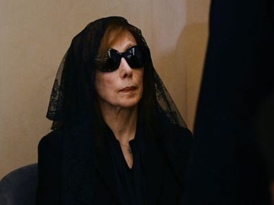 فيروز