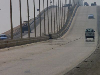 Iranian strikes force closure of Saudi–Bahrain King Fahd causeway