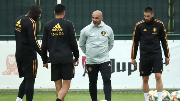 بلجيكا تحتفظ بالصدارة