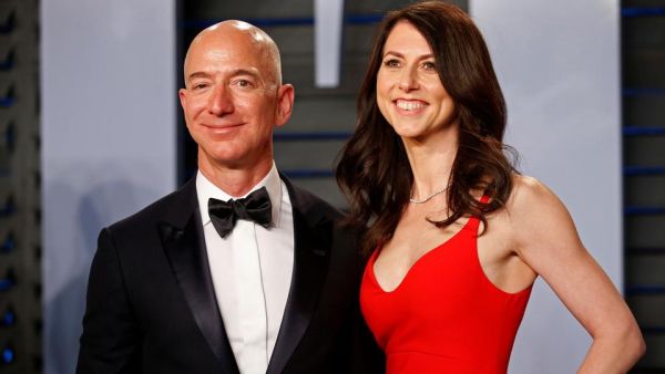  Amazon CEO Jeff Bezos and wife MacKenzie Bezos at Vanity Fair Oscar Party in Beverly Hills, California, US on March, 4, 2018.