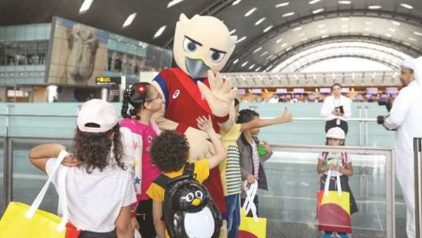 Falah the Falcon, the official mascot of the IAAF World Athletics Championships Doha 2019, with kids at HIA (Photo: Gulf Times)