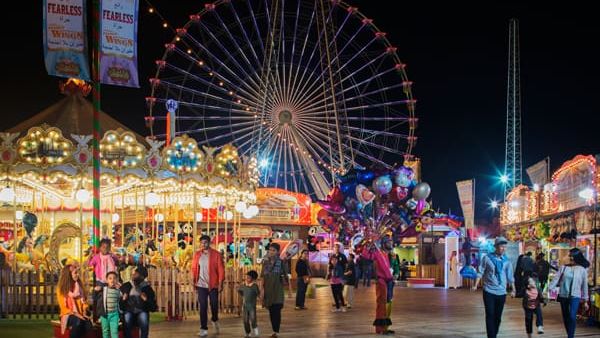 القرية العالمية