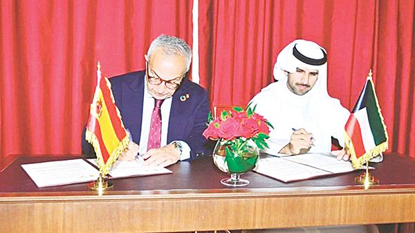 Head of Olympic Committee of Kuwait Sheikh Fahad Al-Nasser and Head of Spain’s Olympic Committee Alejandro Blanco Bravo during the signing ceremony in Doha, Qatar.