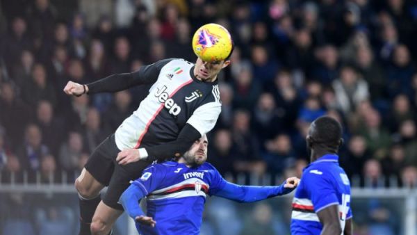 رونالدو يسجل هدفه الاستثنائي في شباك سامبدوريا