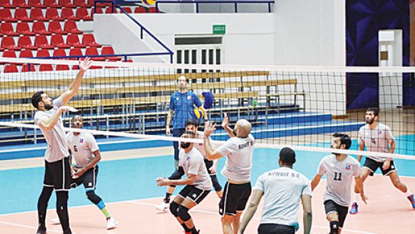 Kuwait Club’s volleyball team continuing with their preparations for the championship. Photo: Arab Times