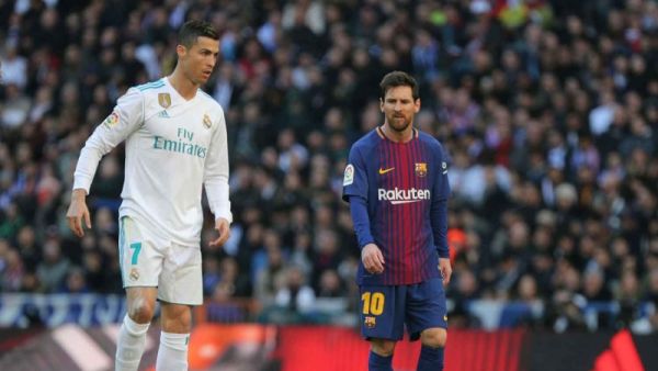 الصراع مستمر بين الأسطورتين