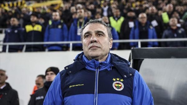 Turkish head coach's contract ends after club's poor results in Turkish Super Lig (Photo: AA)