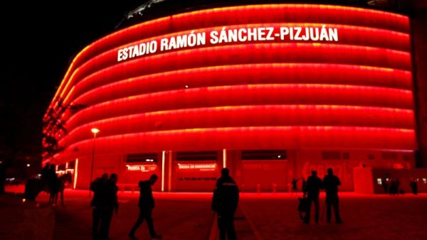 ملعب رامون سانشيز بيزخوان الخاص بإشبيلية