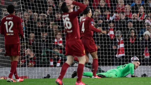 سقوط حامل اللقب وتأهل أتلتيكو لربع النهائي